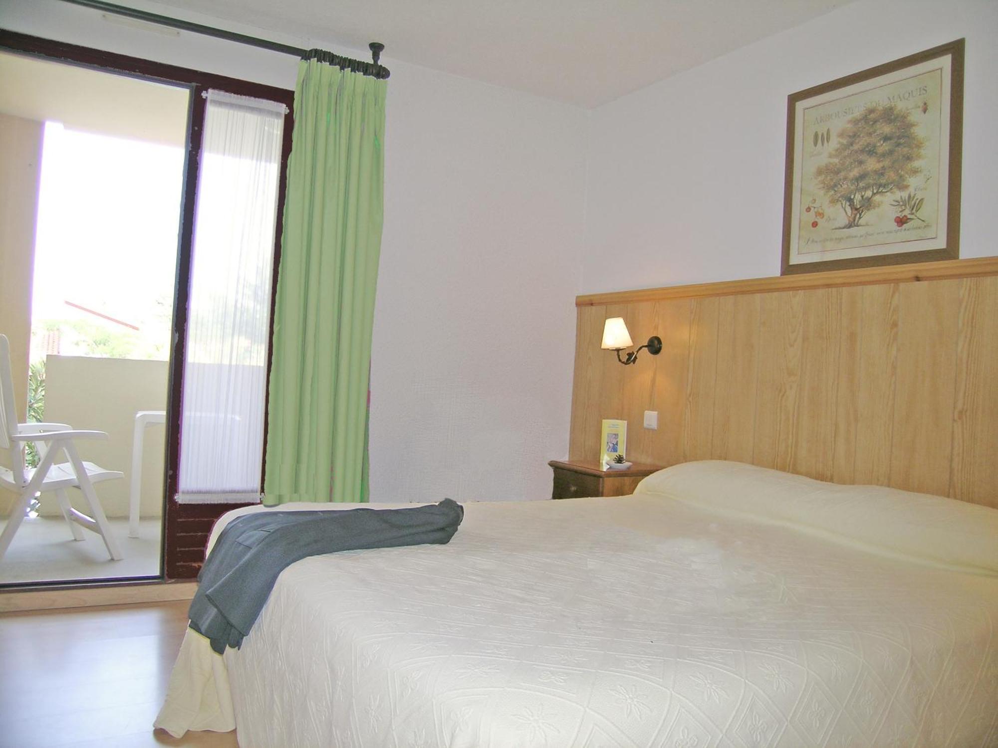 Le Roussillon Hotel Amelie-les-Bains-Palalda Exterior photo